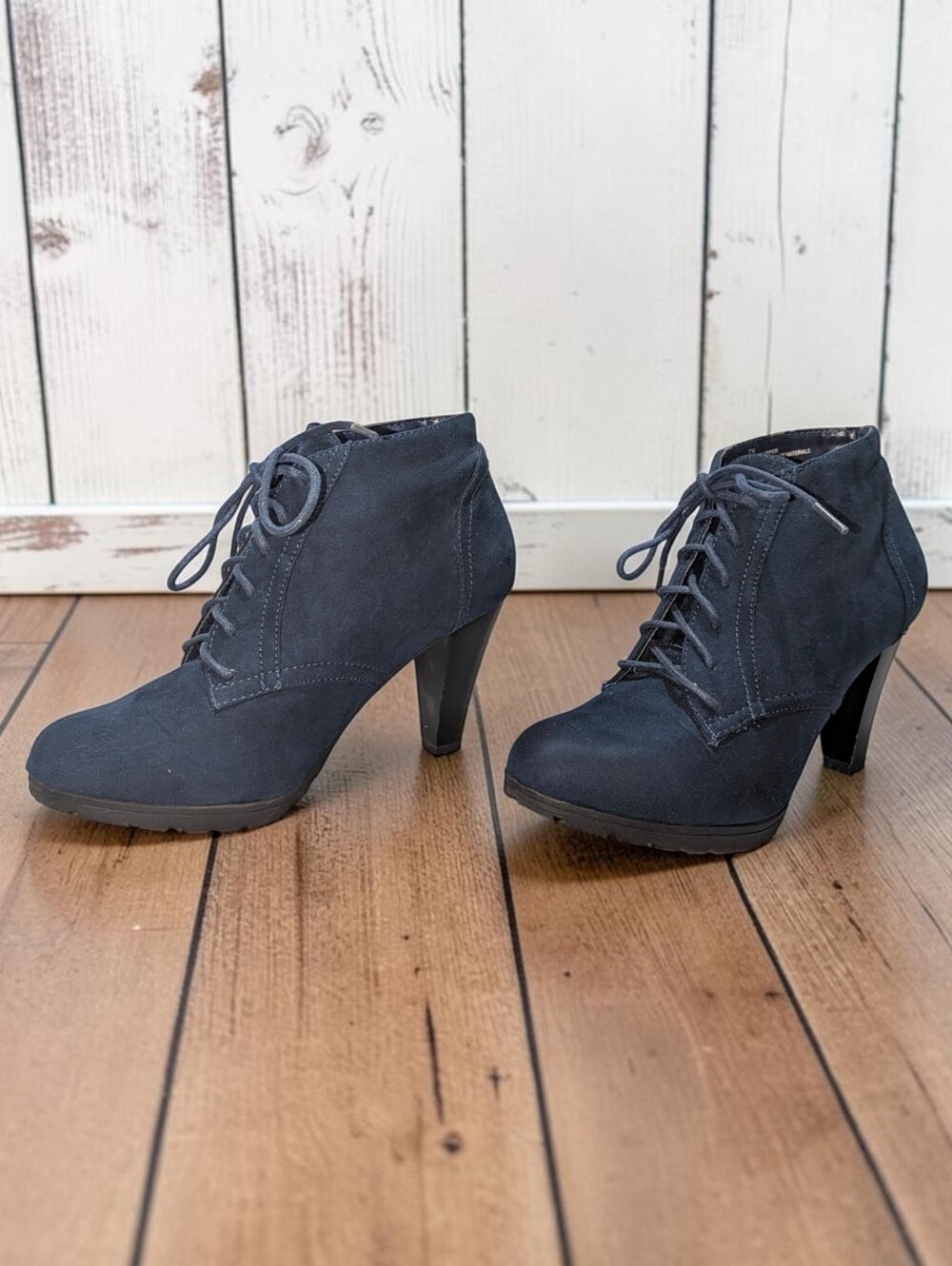 Rialto Navy Blue Lace-Up Suede-Look Heeled Ankle Booties Size 7